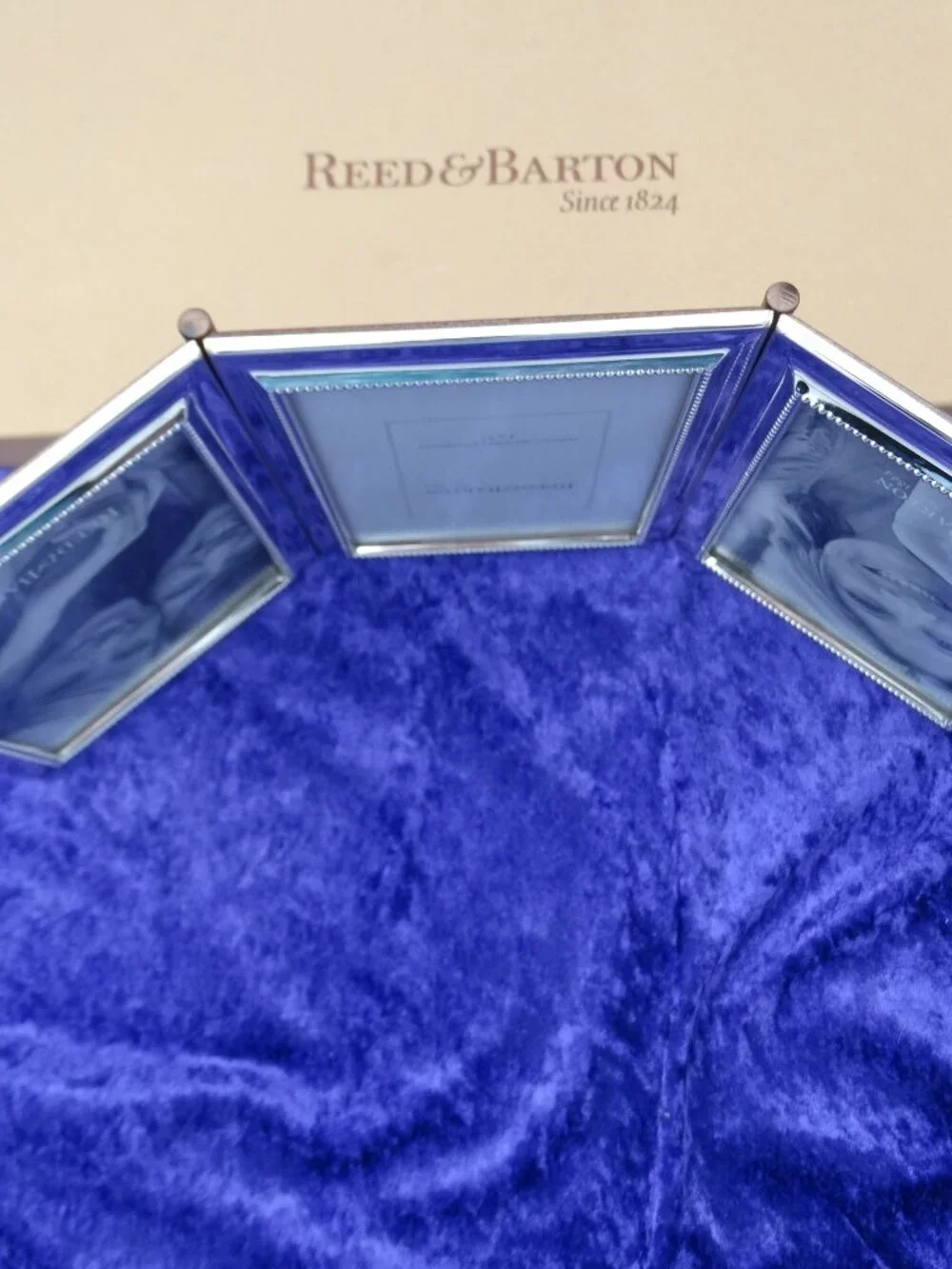 Reed & Barton Triple Hinged Beaded Silverplate Picture Frame In Box 3x5